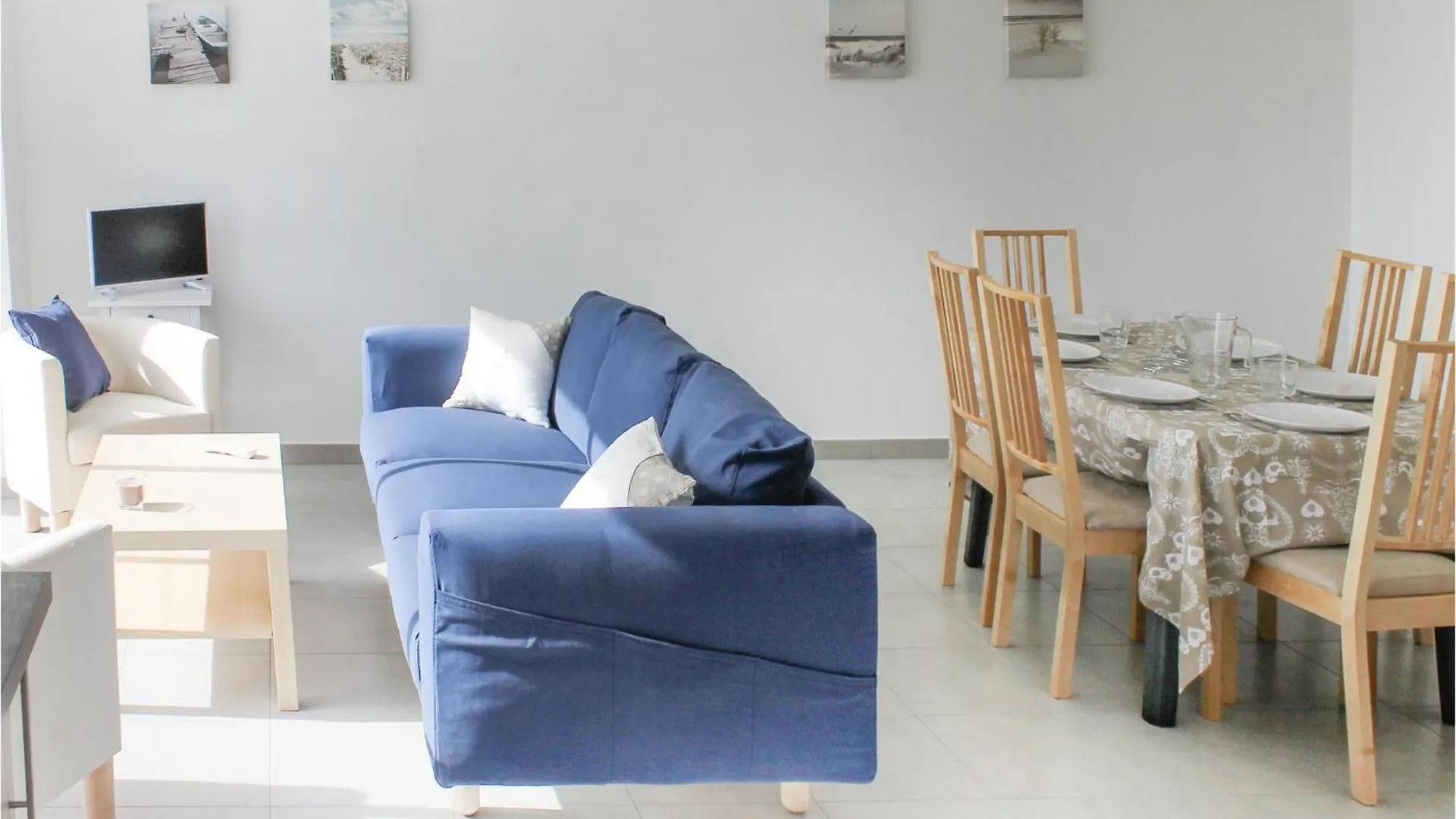 Beautiful Home In Erdeven With Kitchenette 0*,  França